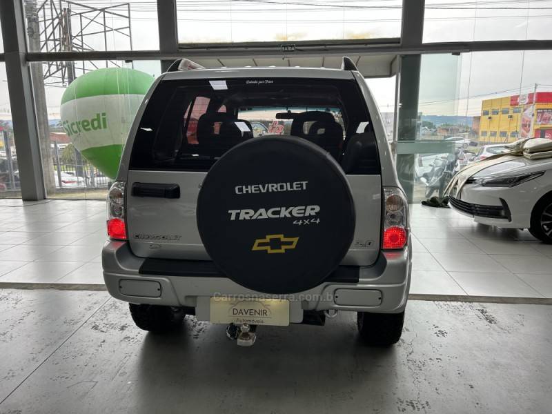 CHEVROLET - TRACKER - 2008/2008 - Prata - Sob Consulta