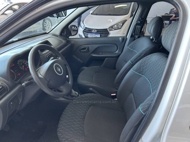 RENAULT - CLIO - 2015/2016 - Branca - R$ 38.900,00