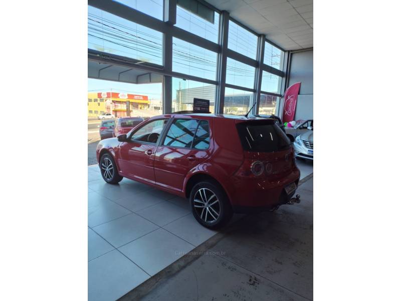 VOLKSWAGEN - GOLF - 2014/2014 - Vermelha - R$ 59.900,00