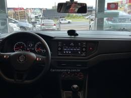 VOLKSWAGEN - POLO - 2019/2020 - Vermelha - R$ 71.900,00
