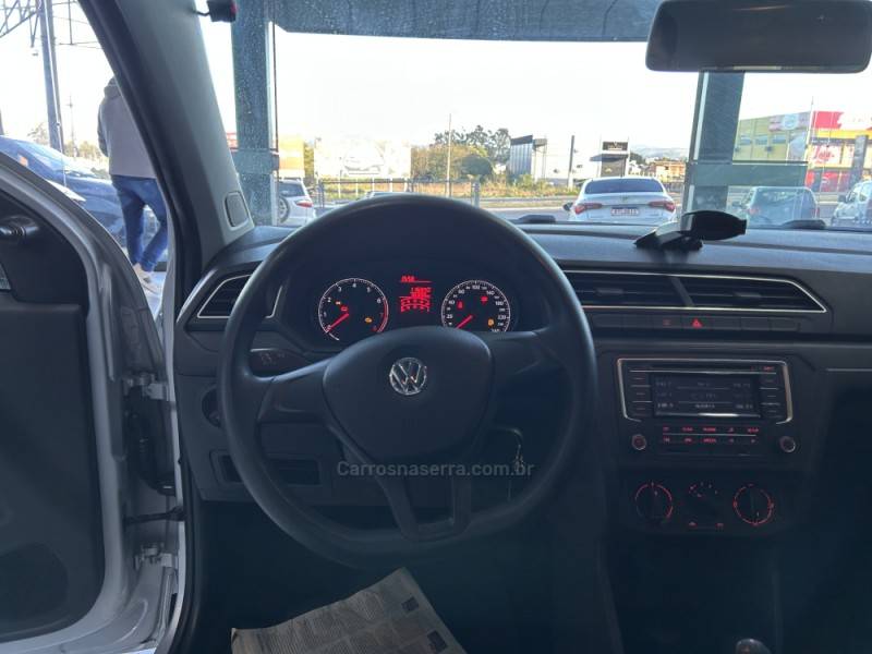 VOLKSWAGEN - GOL - 2021/2022 - Prata - R$ 63.900,00