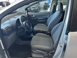 VOLKSWAGEN - SPACEFOX - 2008/2009 - Prata - R$ 33.900,00