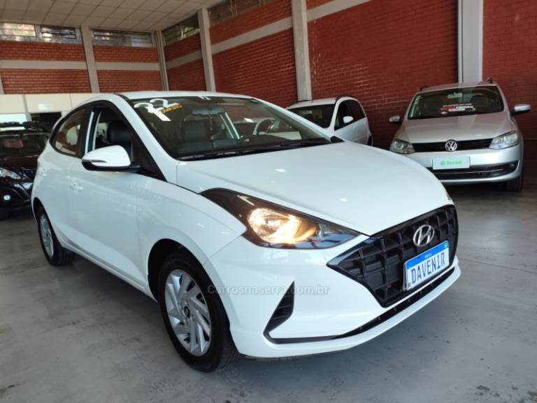 HYUNDAI - HB20 - 2021/2022 - Branca - R$ 72.900,00