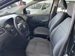 VOLKSWAGEN - FOX - 2011/2012 - Preta - R$ 33.900,00