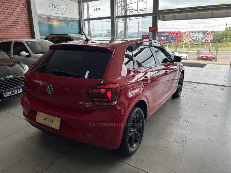VOLKSWAGEN - POLO - 2018/2018 - Vermelha - R$ 74.900,00