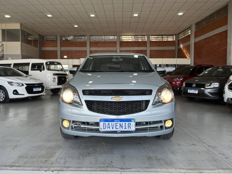 CHEVROLET - AGILE - 2009/2010 - Prata - R$ 33.900,00