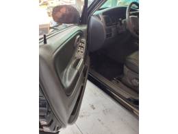 CHEVROLET - TRACKER - 2008/2008 - Preta - R$ 46.900,00