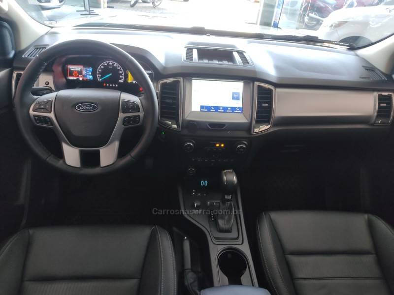 FORD - RANGER - 2021/2022 - Branca - R$ 239.000,00