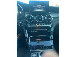 MERCEDES-BENZ - C 180 - 2016/2016 - Preta - R$ 110.000,00
