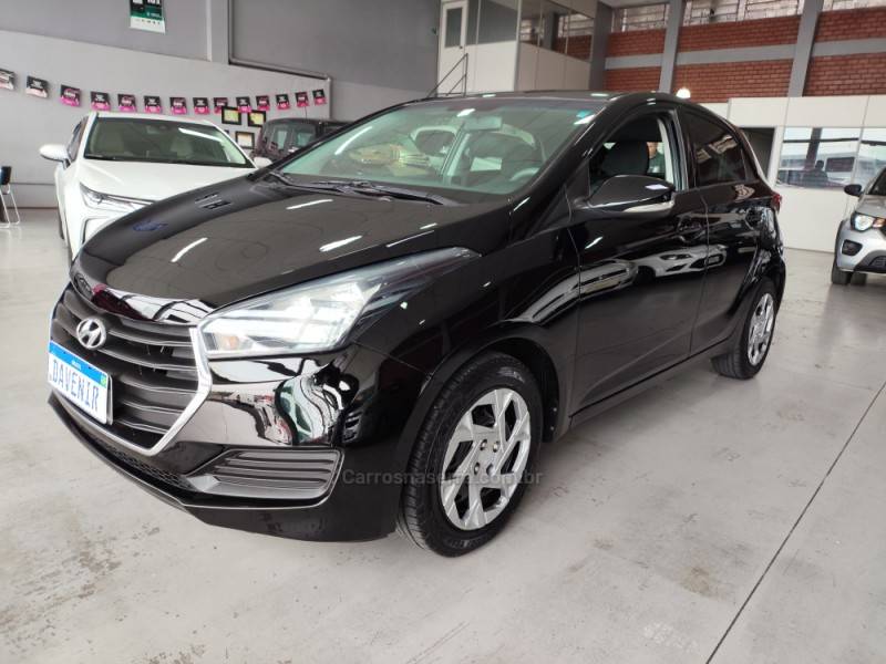 HYUNDAI - HB20 - 2015/2016 - Preta - R$ 55.900,00