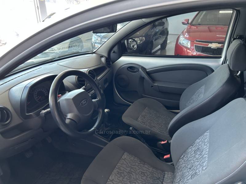 FORD - KA - 2010/2011 - Prata - R$ 21.900,00