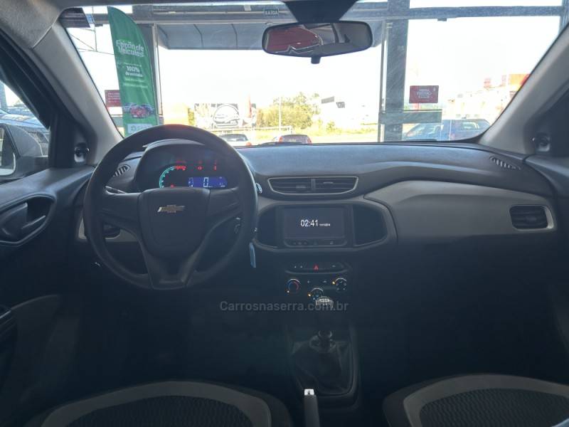CHEVROLET - ONIX - 2015/2015 - Branca - R$ 48.900,00