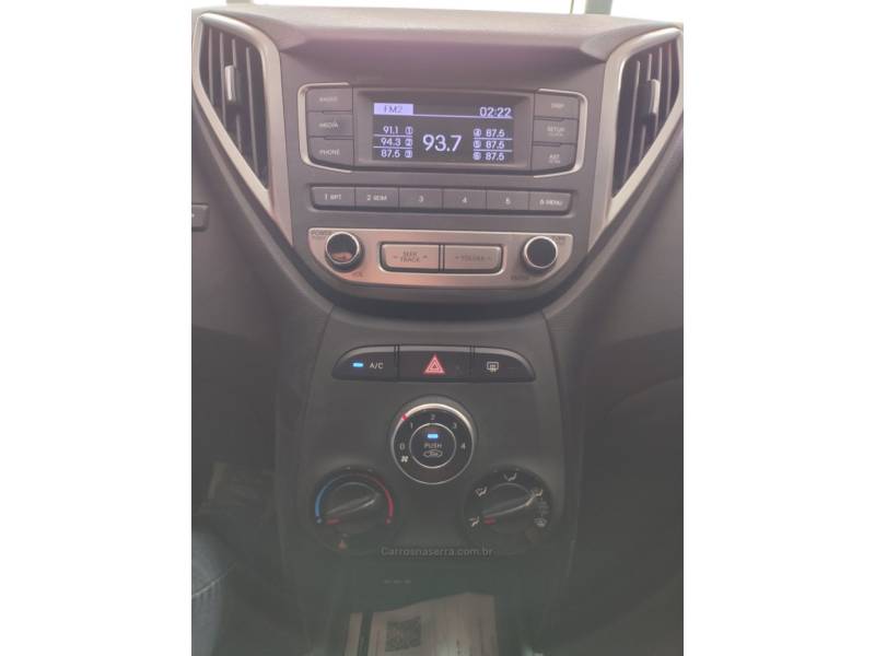 HYUNDAI - HB20 - 2015/2016 - Preta - R$ 55.900,00