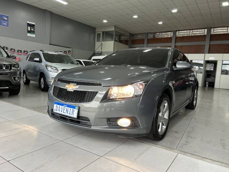 CHEVROLET - CRUZE - 2012/2012 - Cinza - R$ 58.900,00