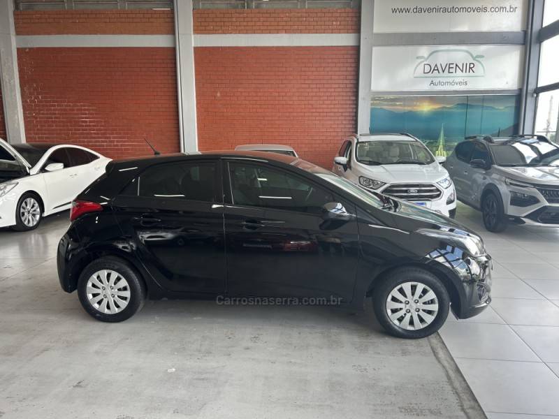 HYUNDAI - HB20 - 2015/2015 - Preta - R$ 47.900,00