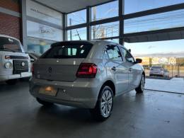 VOLKSWAGEN - GOL - 2021/2022 - Prata - R$ 63.900,00