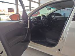 FIAT - CRONOS - 2021/2022 - Branca - R$ 75.900,00