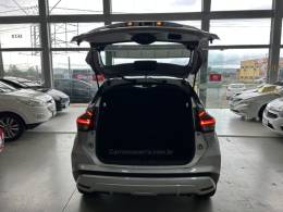NISSAN - KICKS - 2022/2022 - Prata - R$ 99.900,00