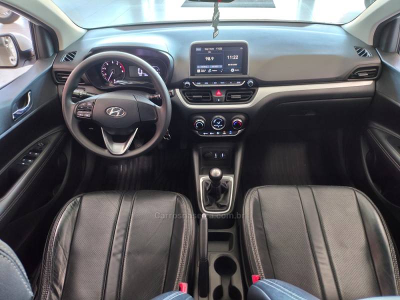 HYUNDAI - HB20 - 2021/2022 - Branca - R$ 72.900,00
